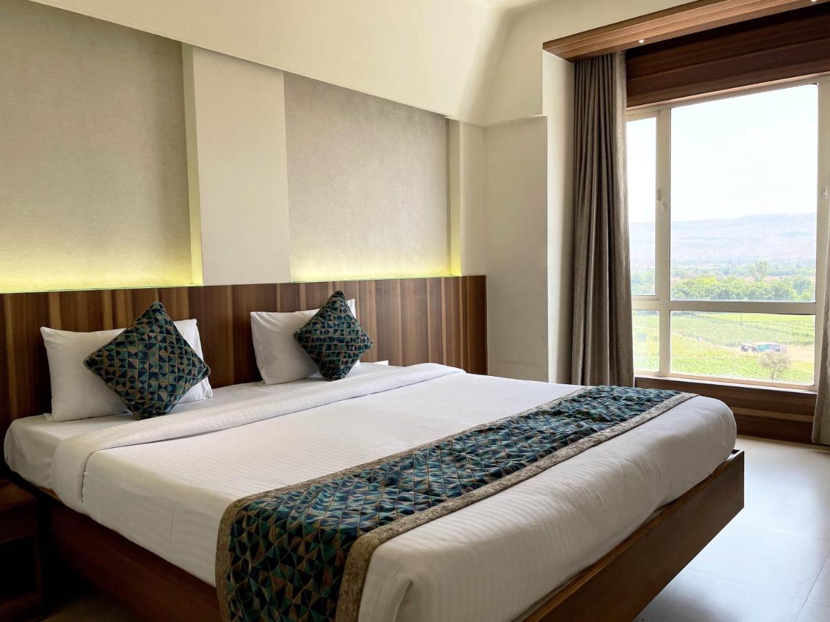 Hotel Grand Parivaar Igatpuri Ngoại thất bức ảnh